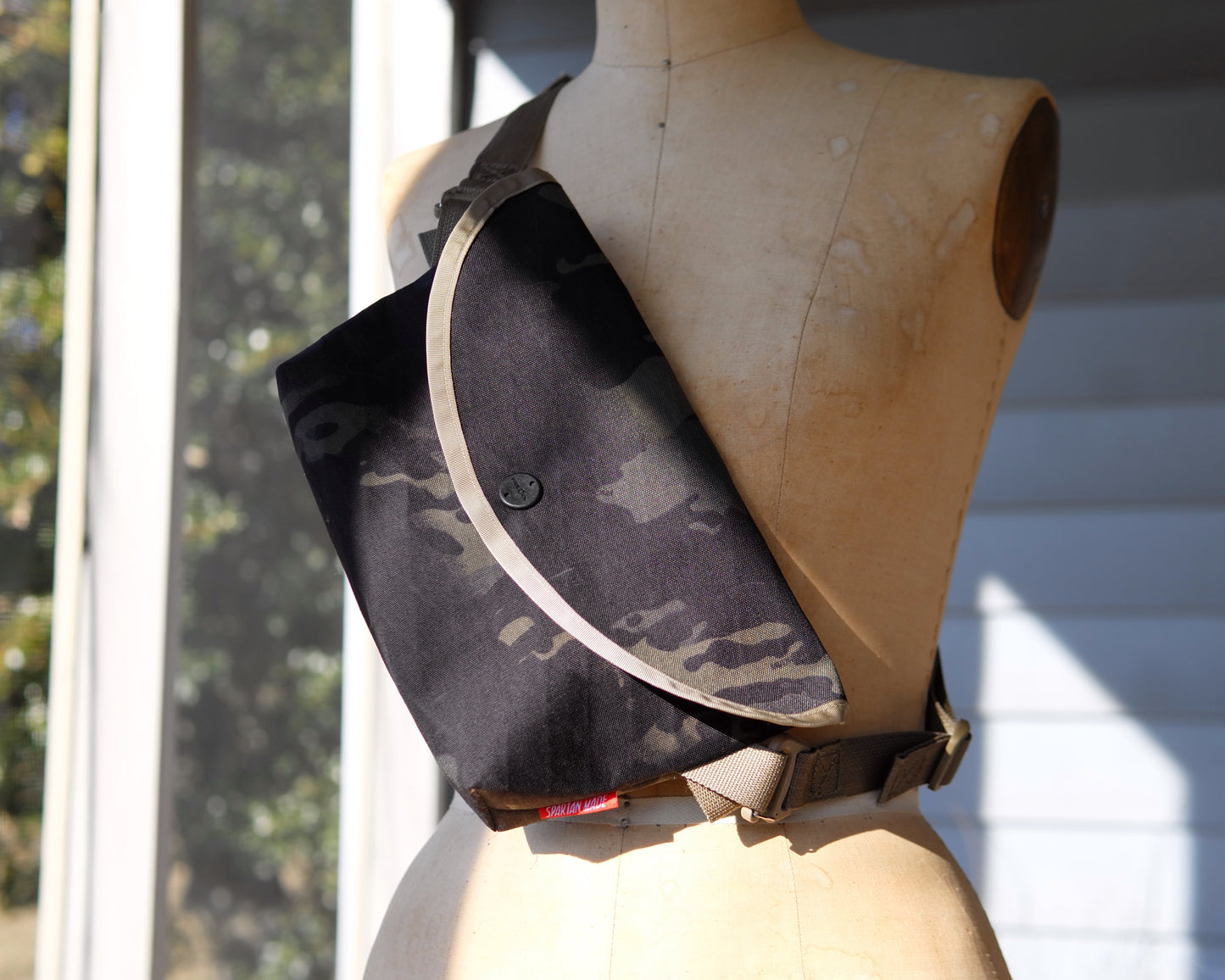 Sling Bag in Black Multicam