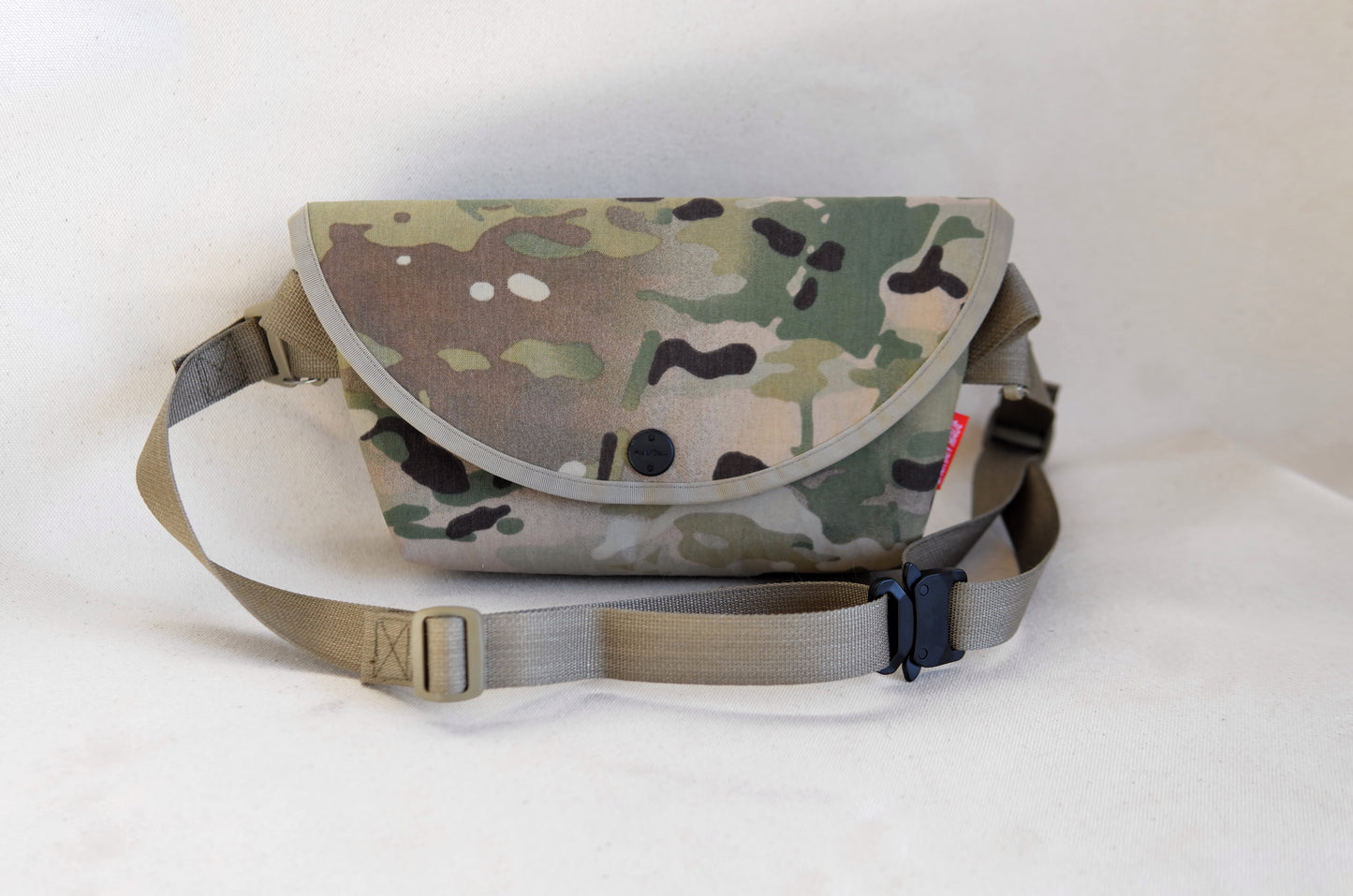 Sling Bag in Multicam