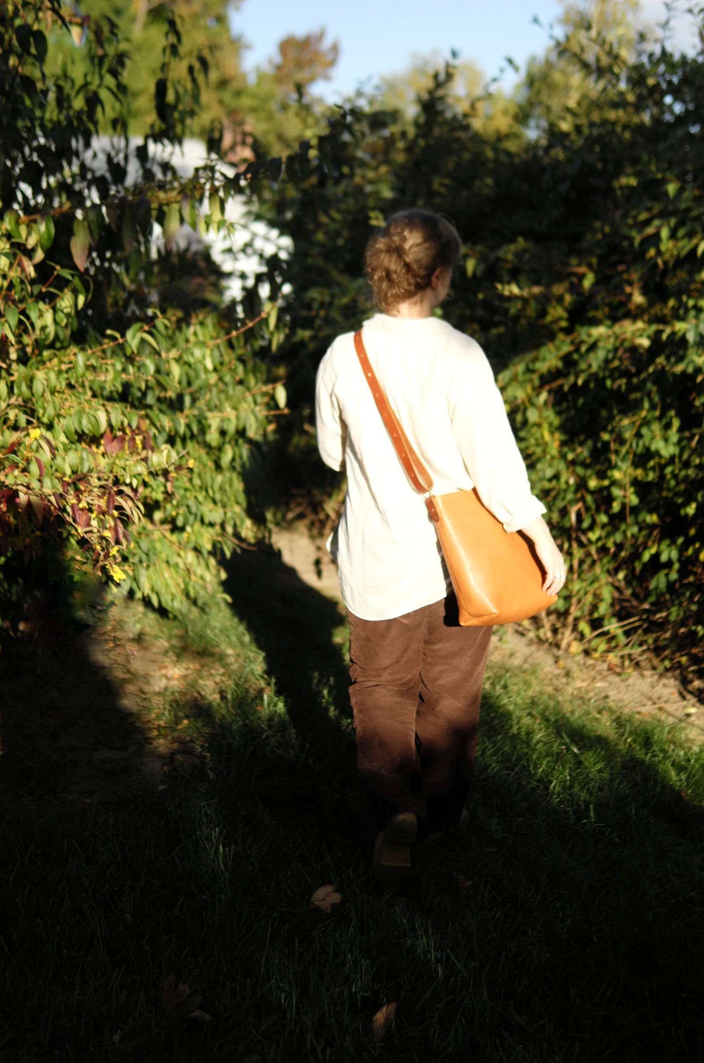 Station Tote in Tumbled Tan