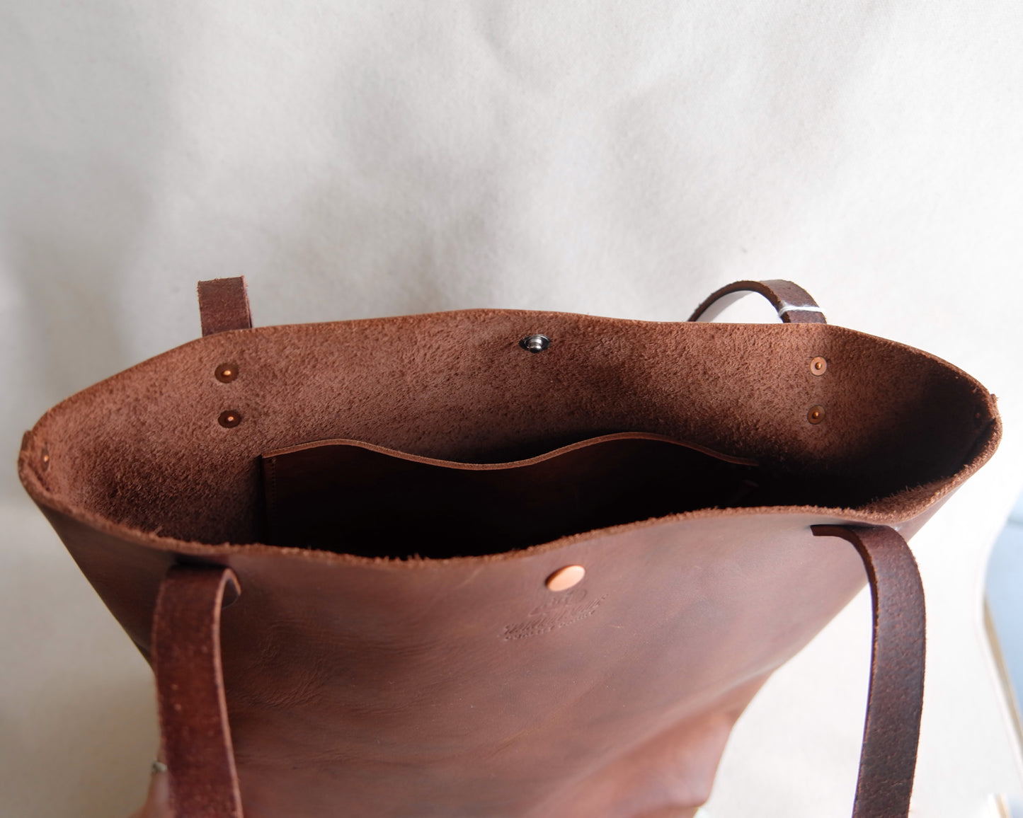 Station Shoulder Tote in Mocha