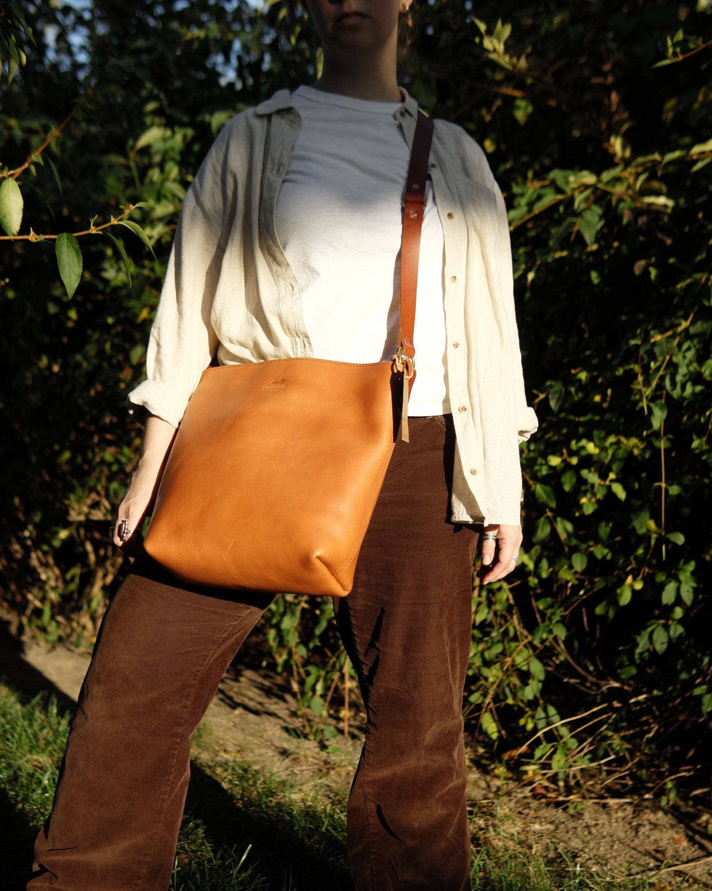 Station Tote in Tumbled Tan
