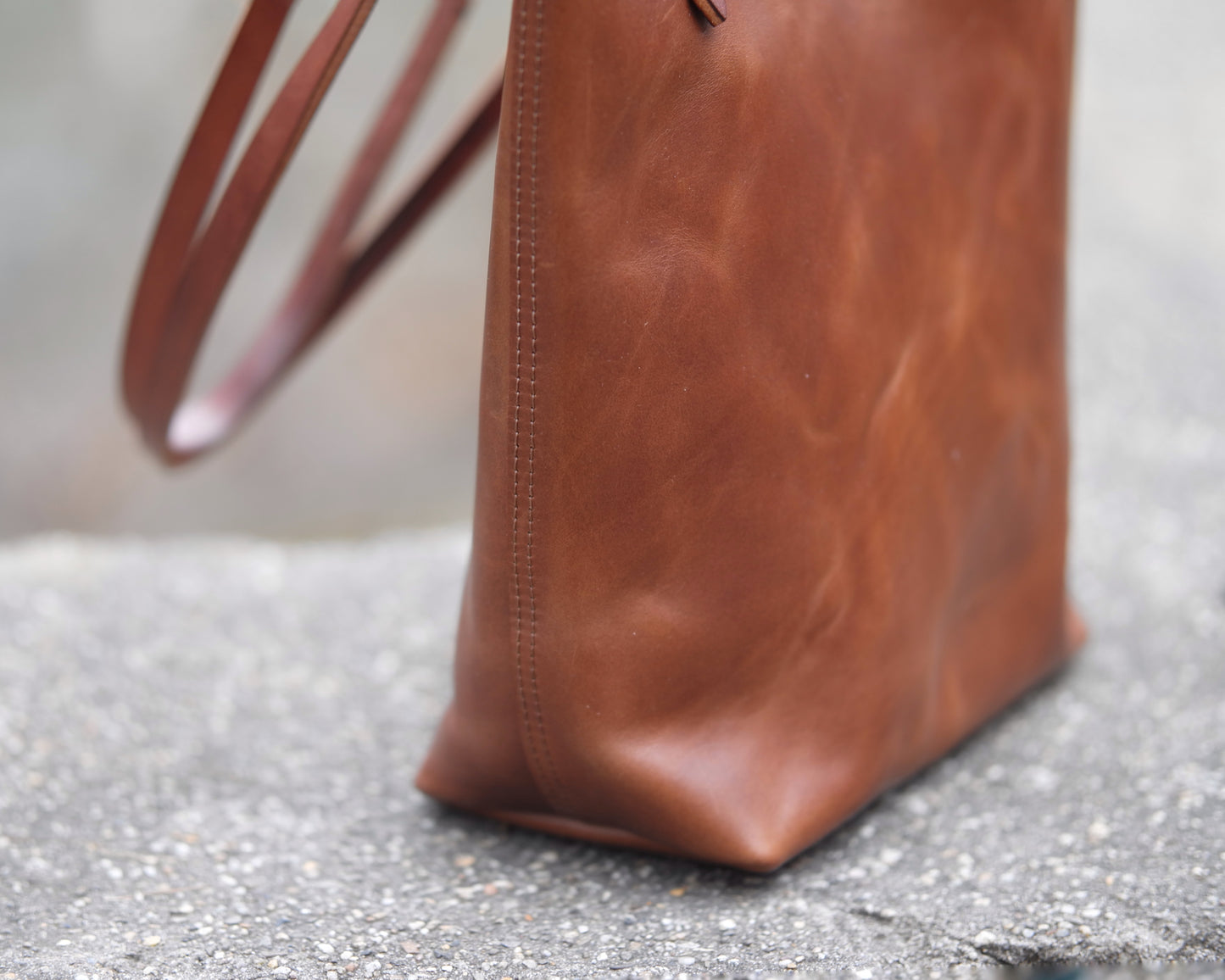 Station Tote - Brandy Shoulder
