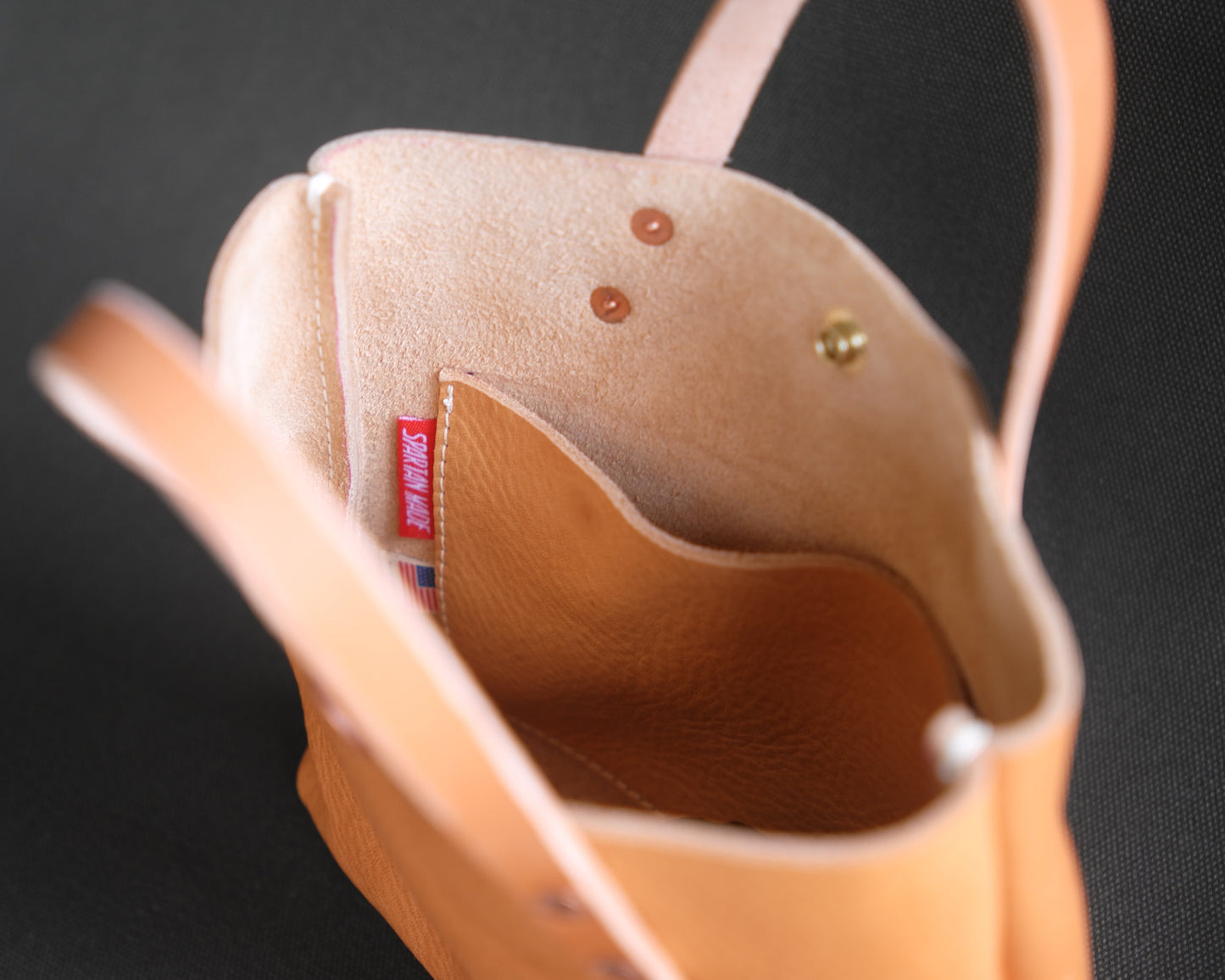 Mini Tote in Oiled Natural