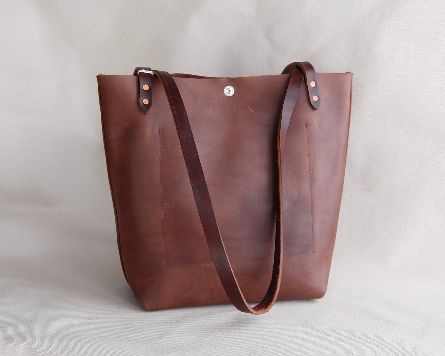 Station Shoulder Tote in Mocha