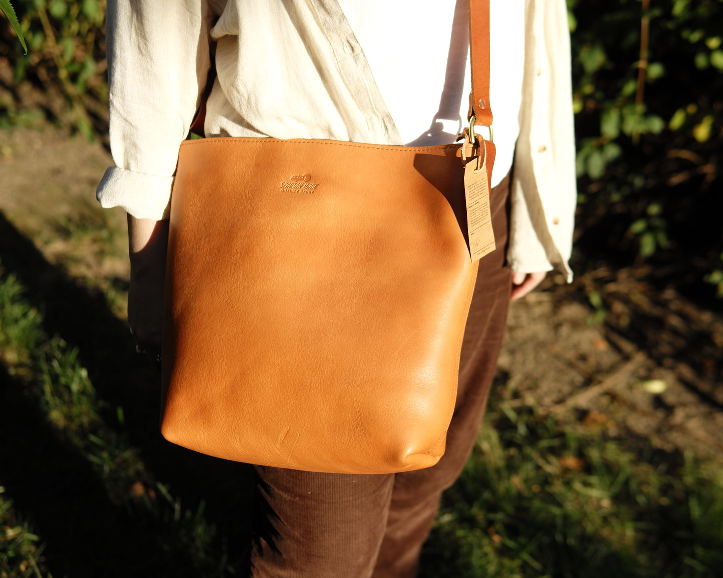 Station Tote in Tumbled Tan