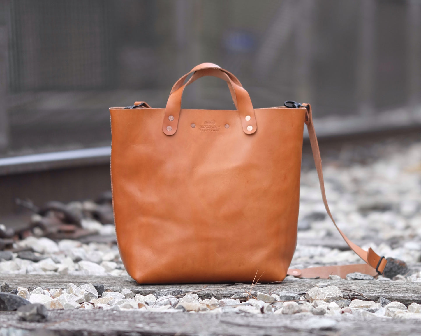 Station Tote - Natural Crossbody