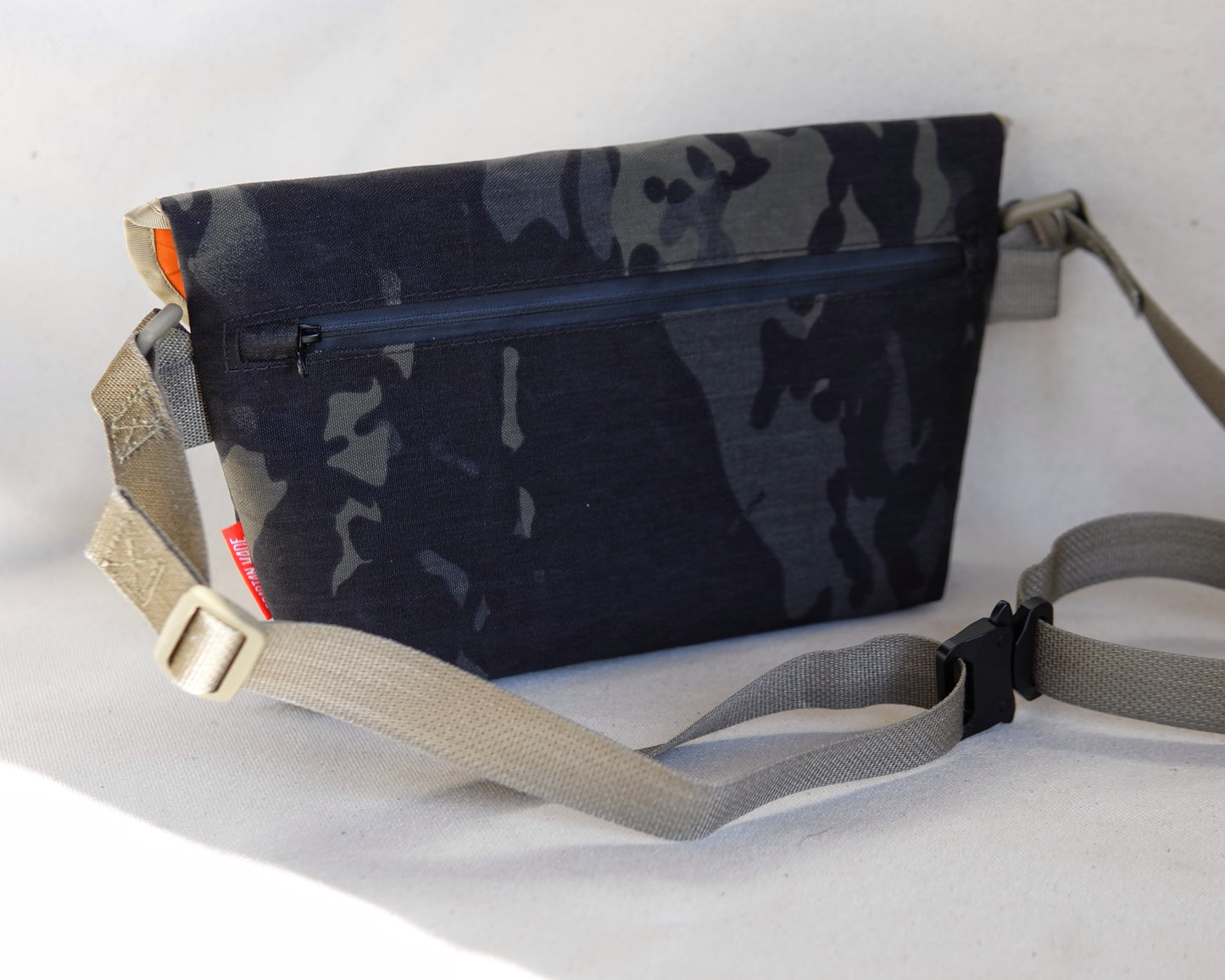 Sling Bag in Black Multicam