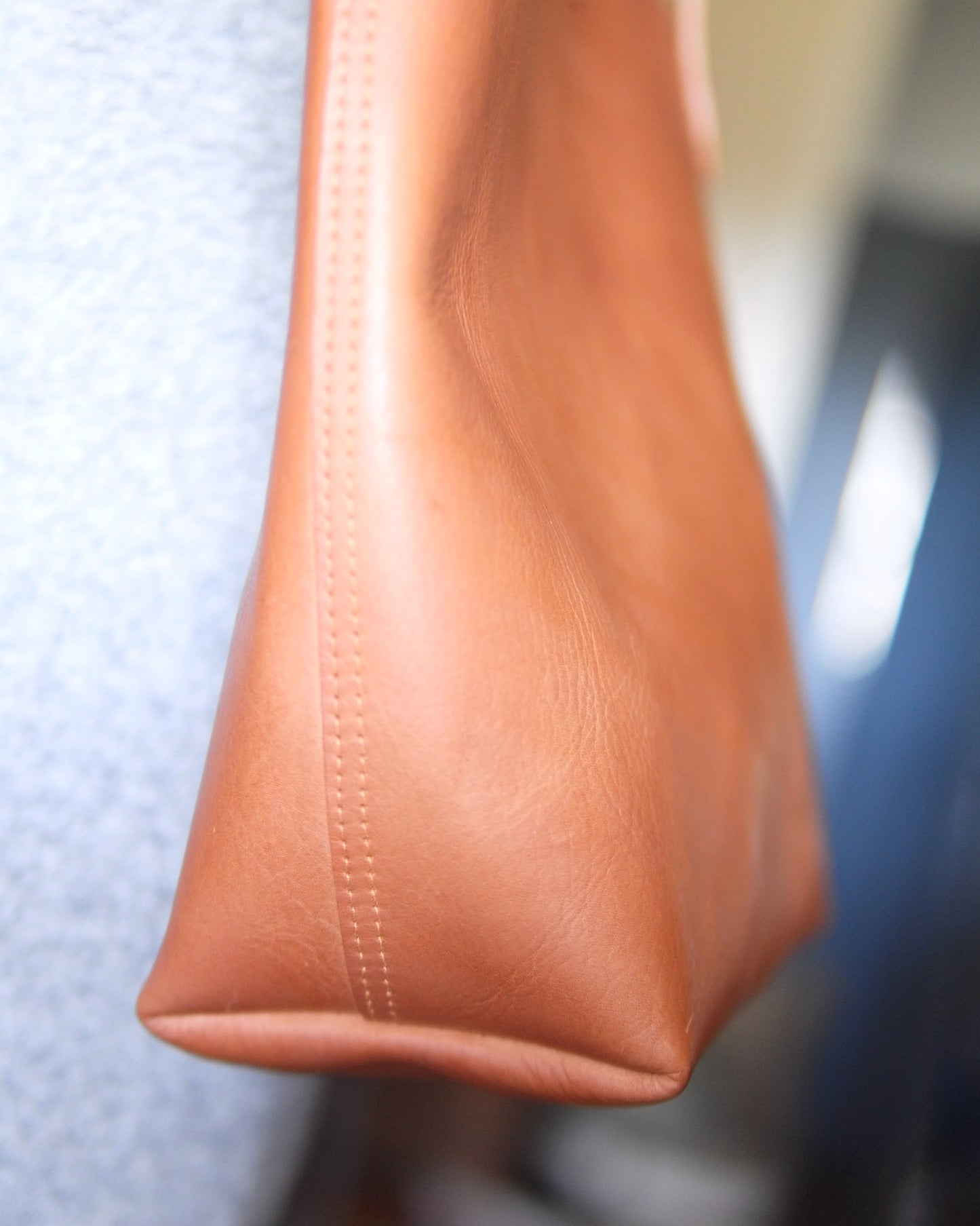Station Tote - Caramel Shoulder