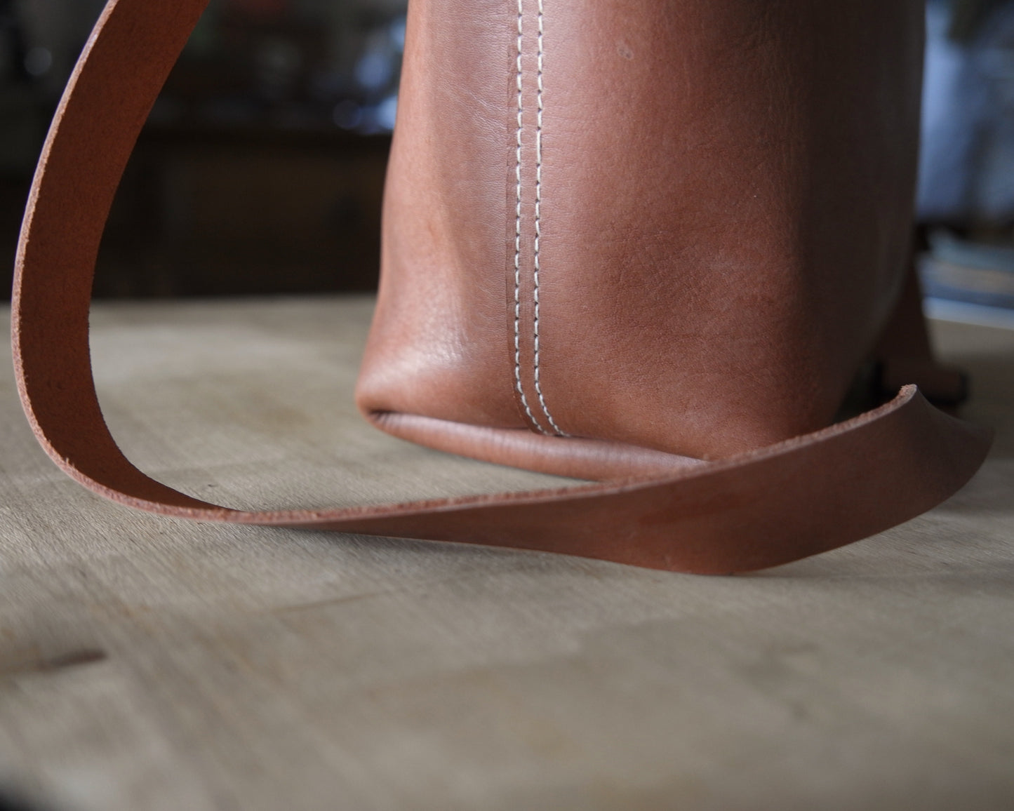 Station Tote - Caramel Crossbody