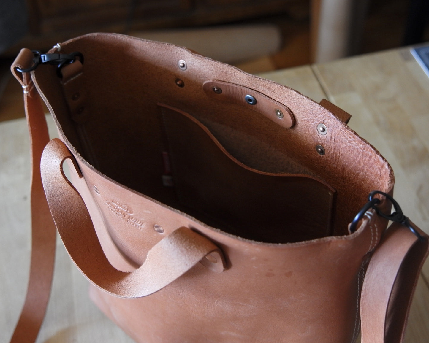 Station Tote - Caramel Crossbody