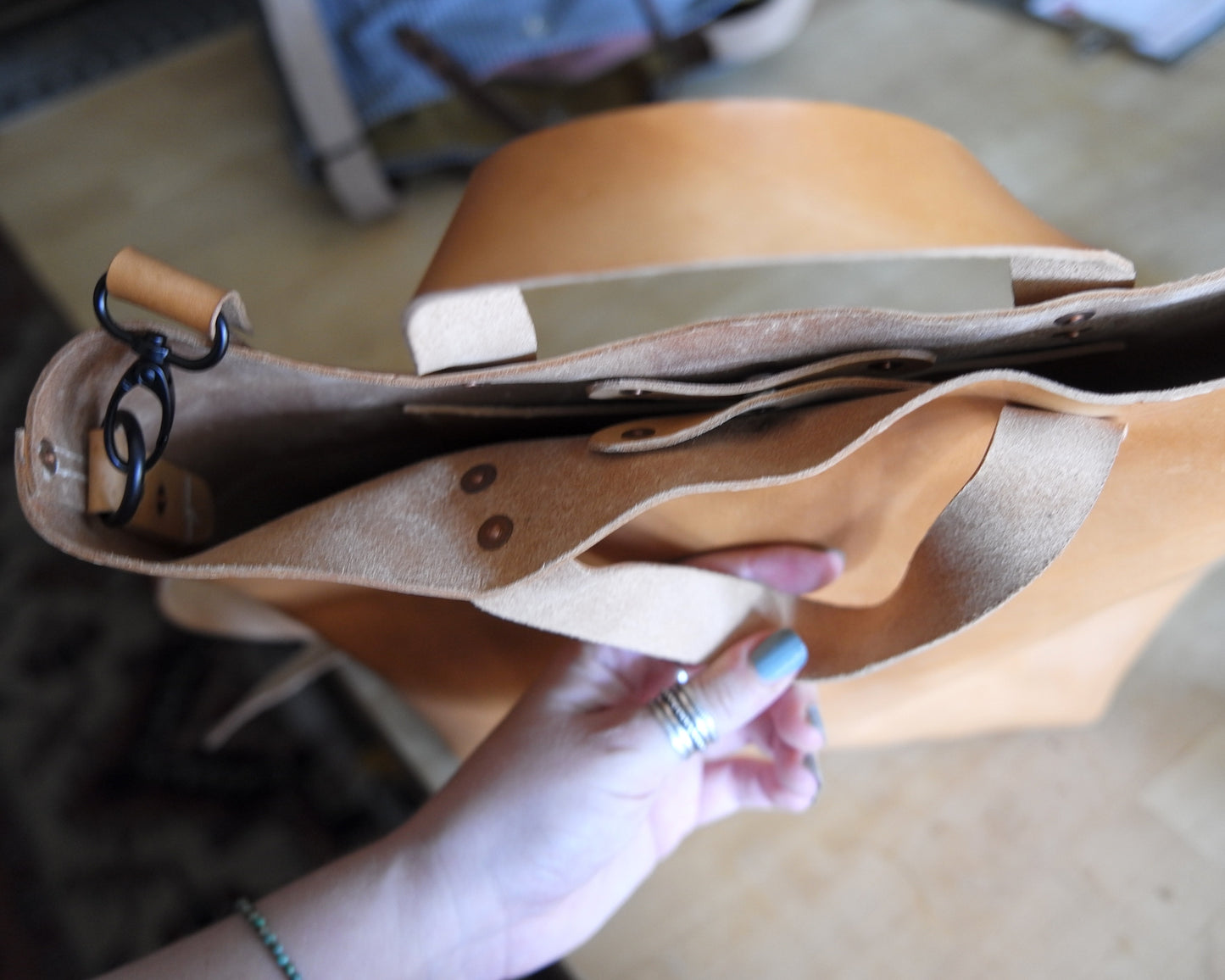 Station Tote - Natural Crossbody