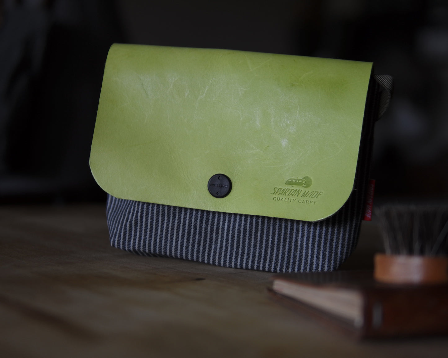 Sacoche in Lime/Railcar
