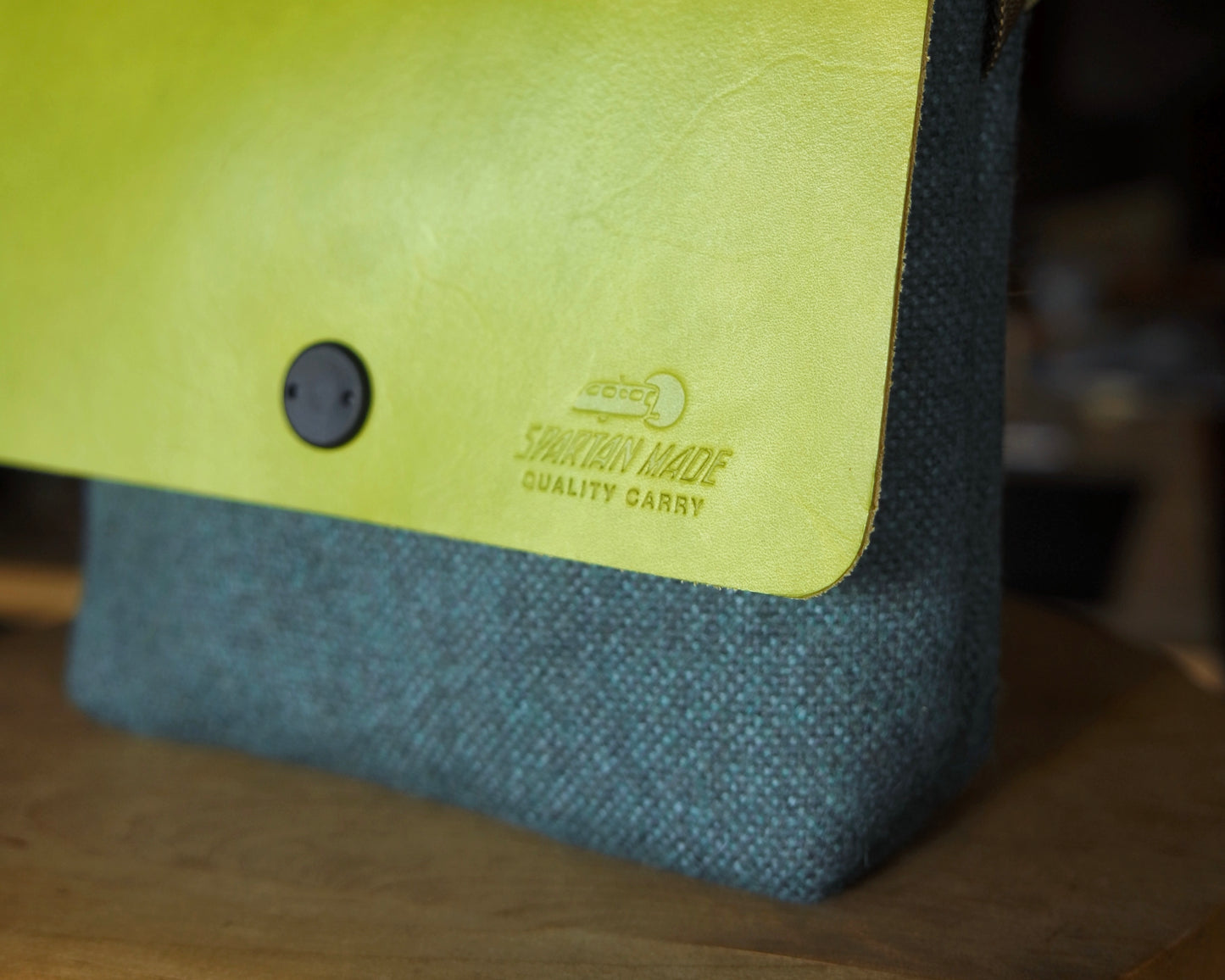 Sacoche in Lime/Wool