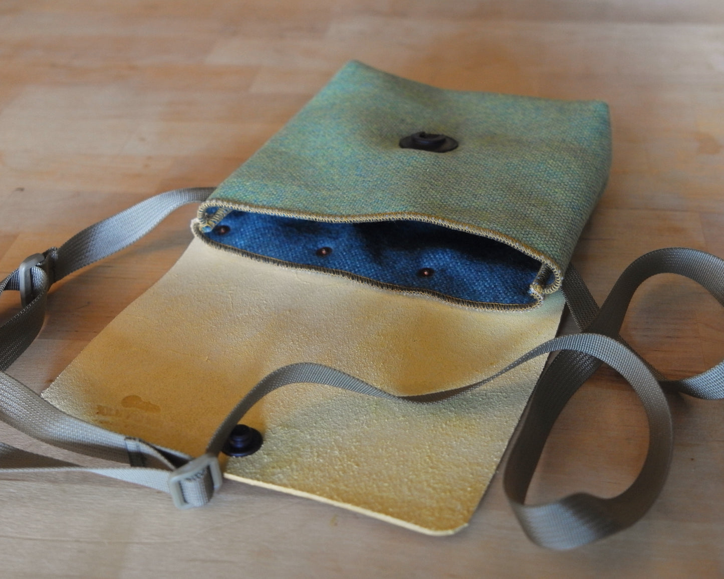 Sacoche in Honey/Wool