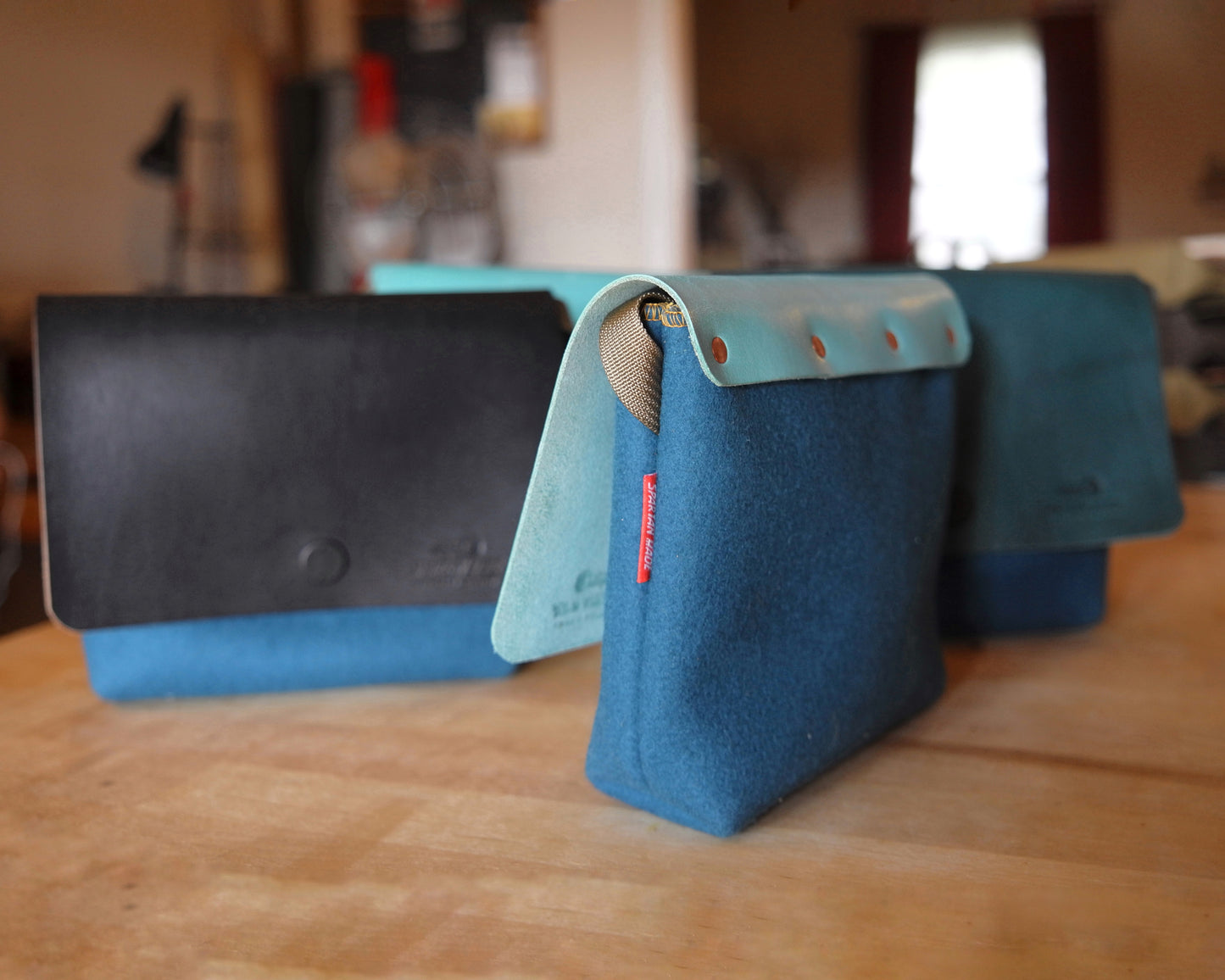 Sacoche in Aqua/Wool