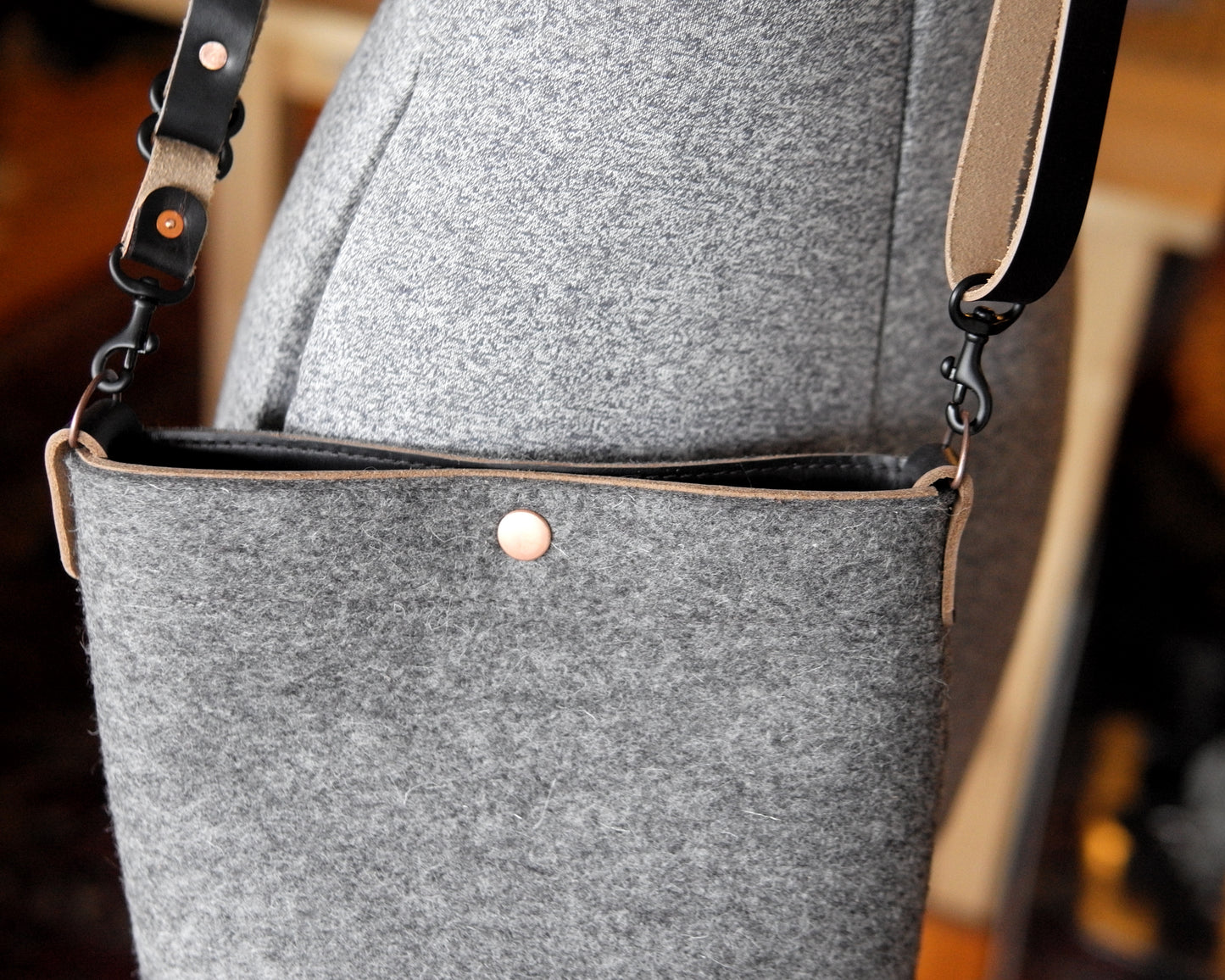 Substation Tote - Grey Felt Crossbody