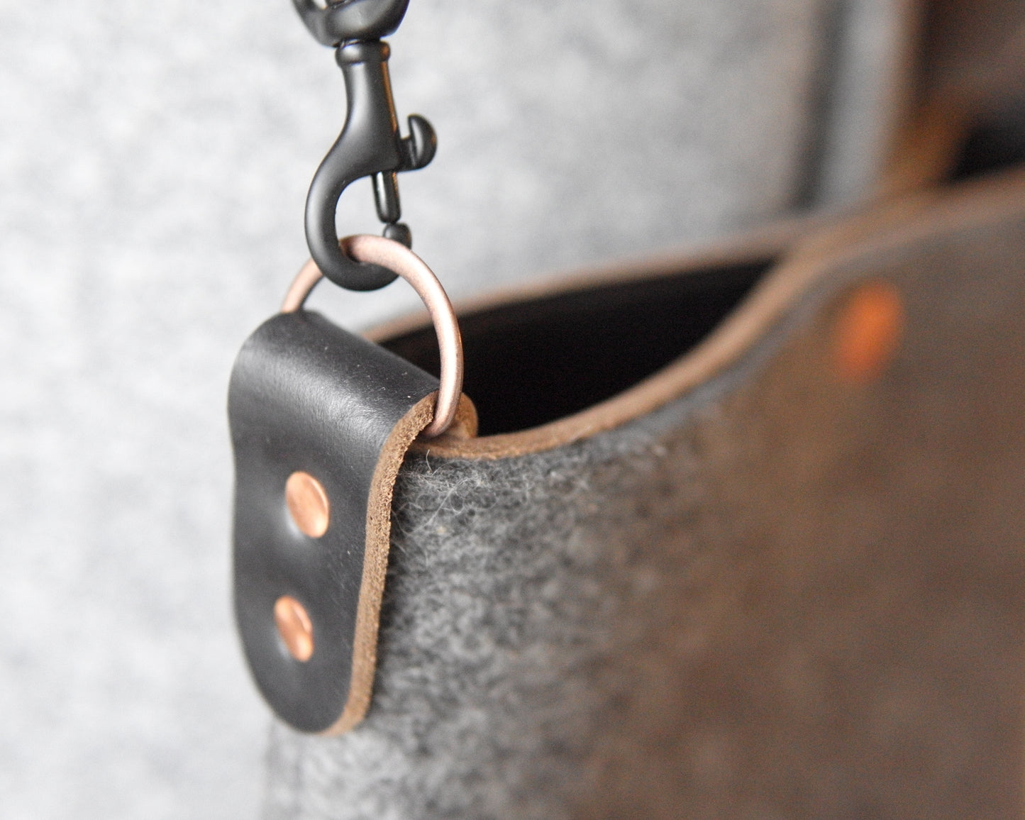 Substation Tote - Grey Felt Crossbody