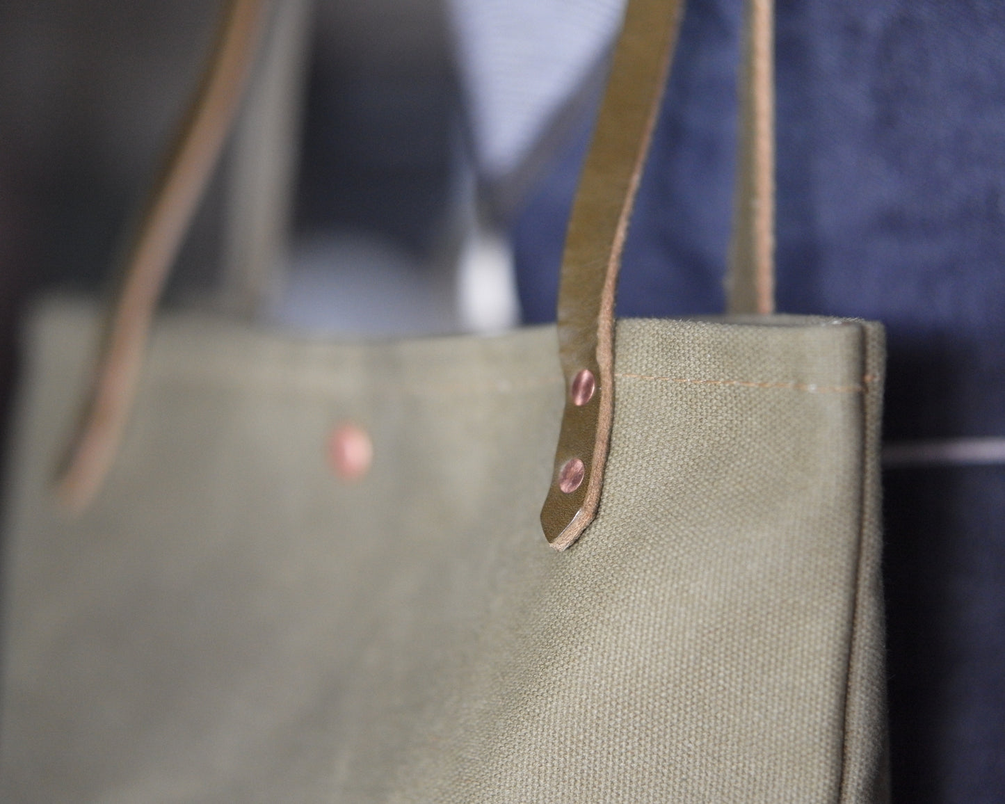 Station Tote - Olive Shoulder