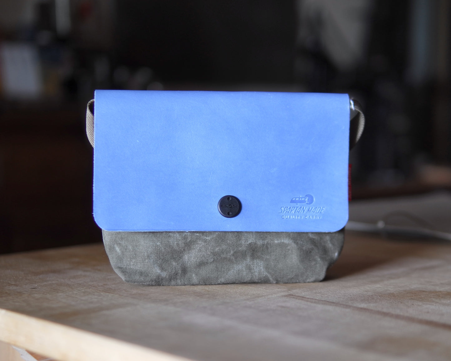 Sacoche in Delft Blue/Olive