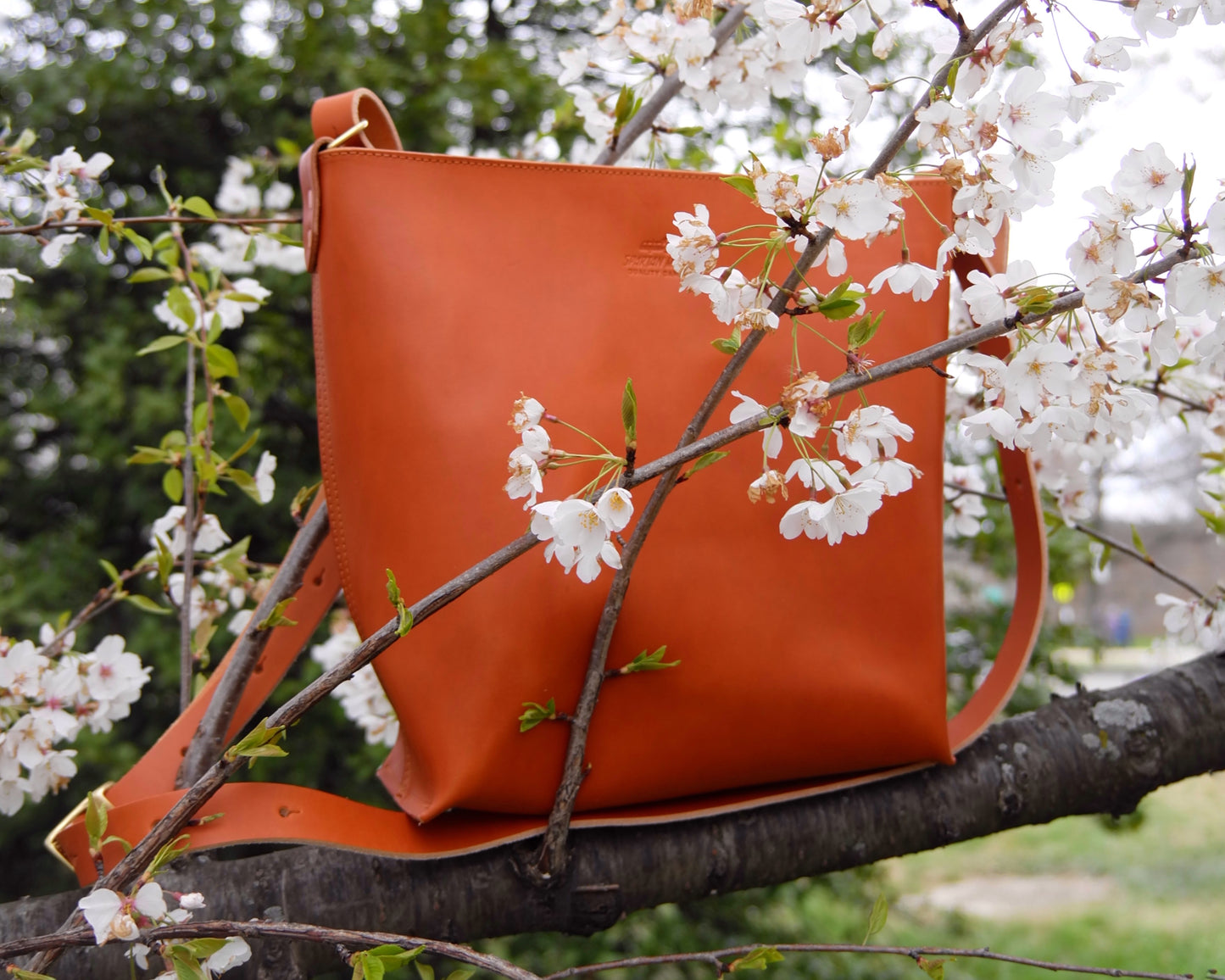 Station Tote in British Tan