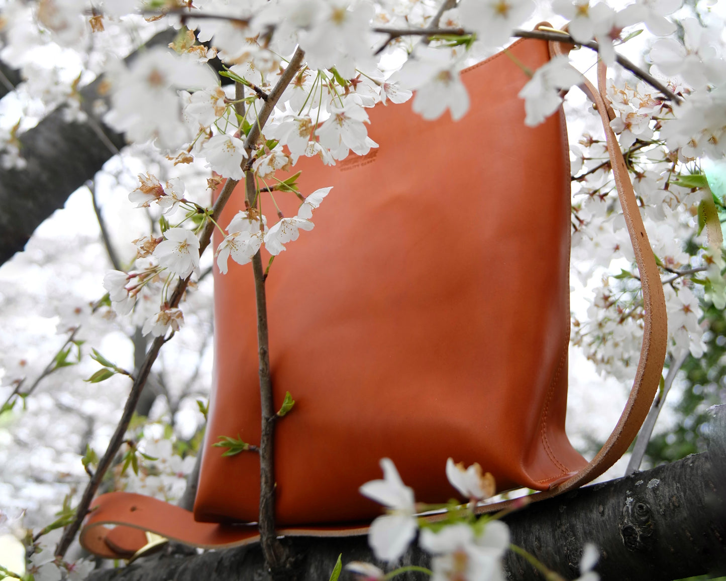 Station Tote in British Tan