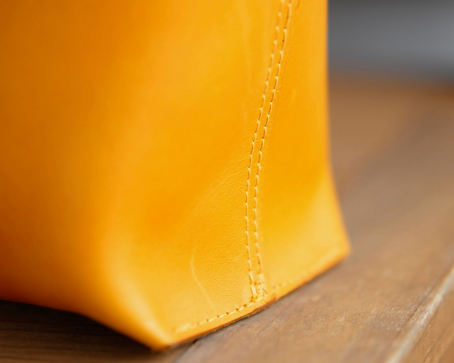 Station Tote in Buttero Goldenrod