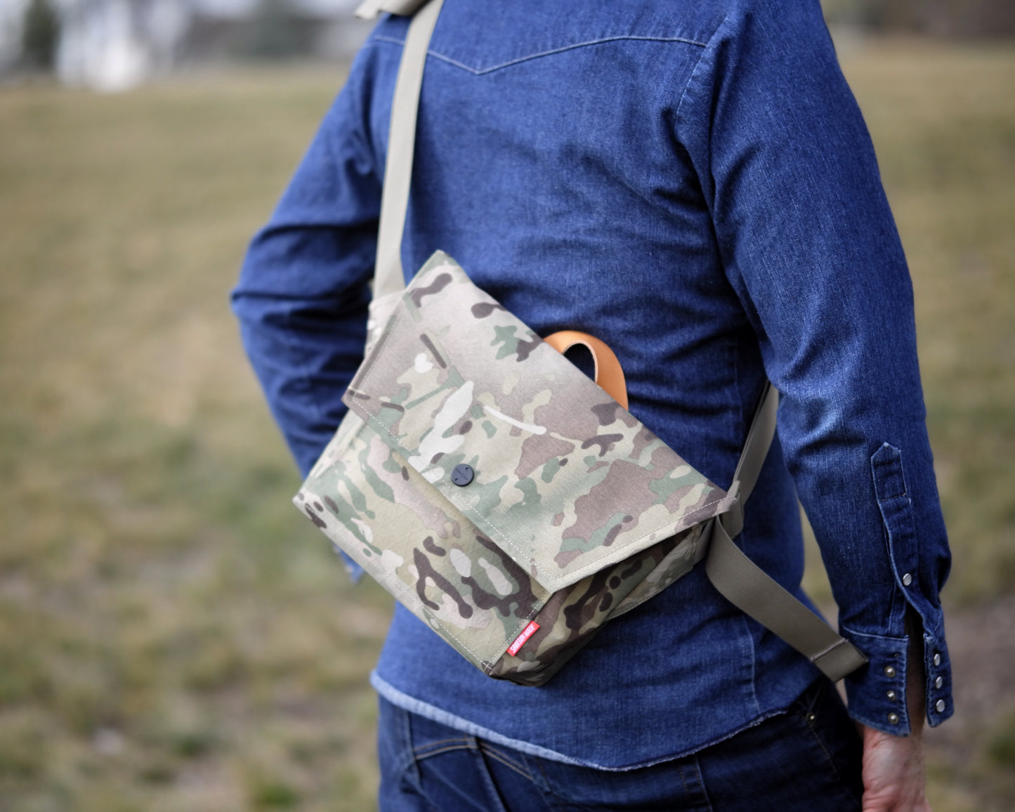 Messenger Bag in X-Pac