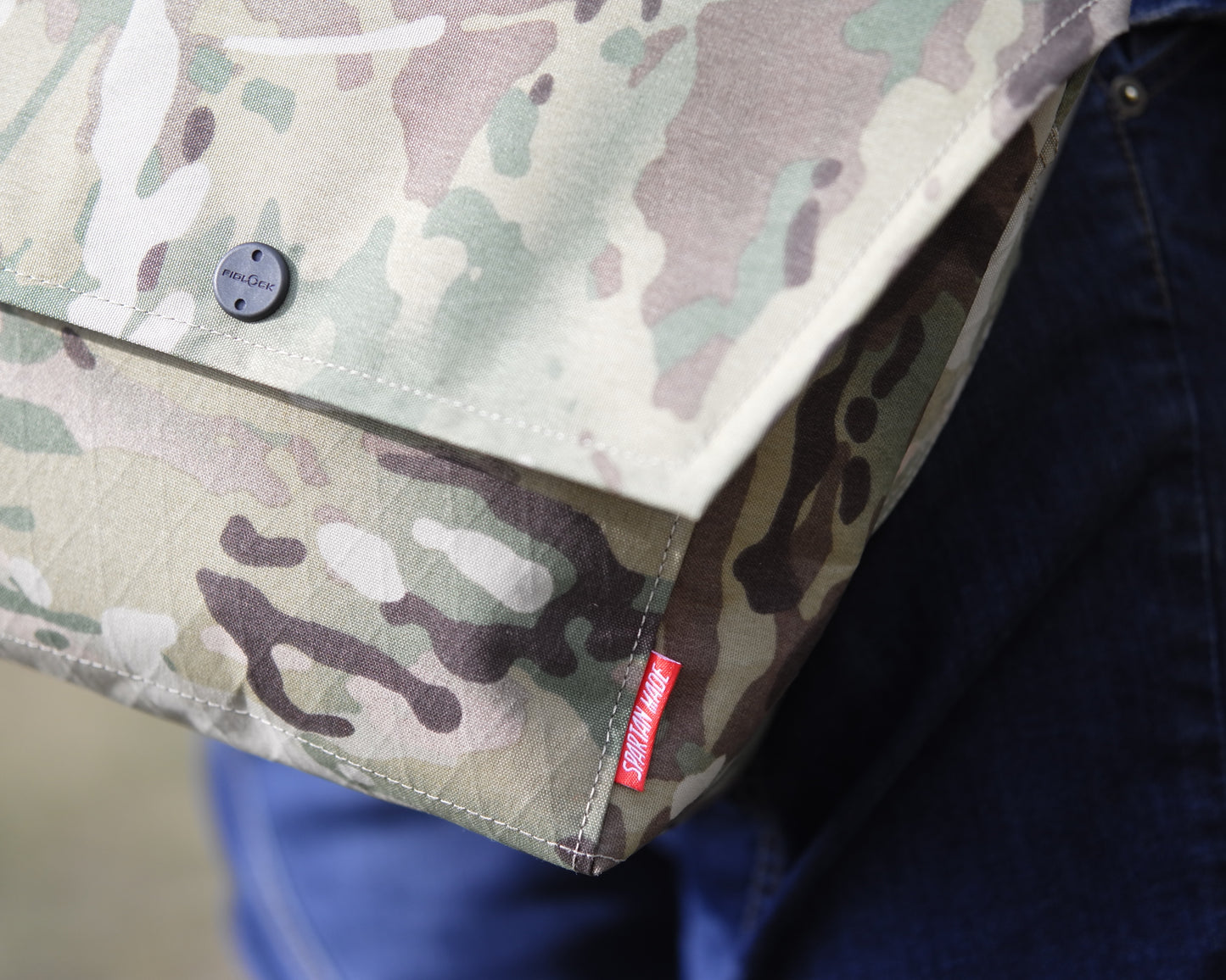 Messenger Bag in X-Pac