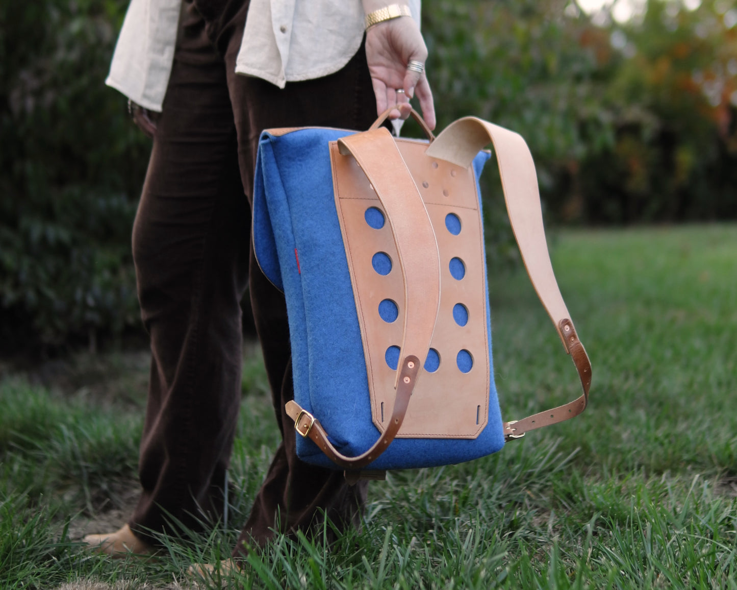 4-D Rucksack in Cobalt Felt