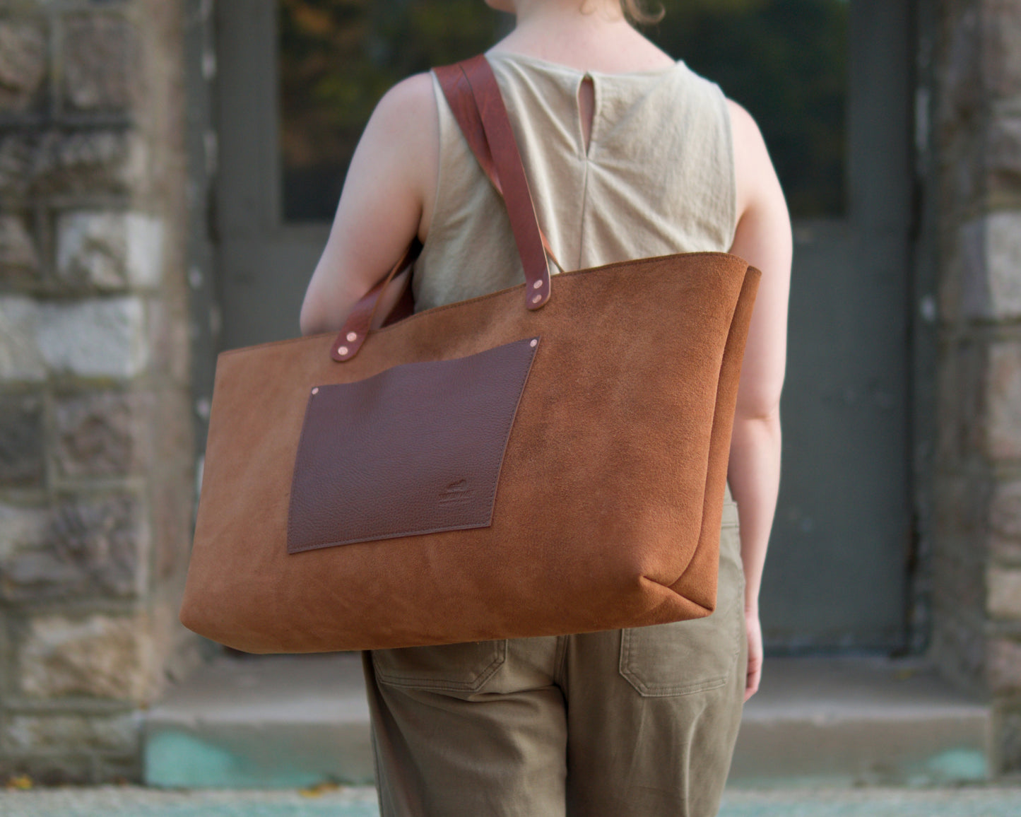 Market Tote in Waterproof Leather