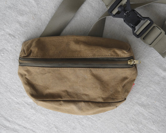 SECONDS Sling Pack