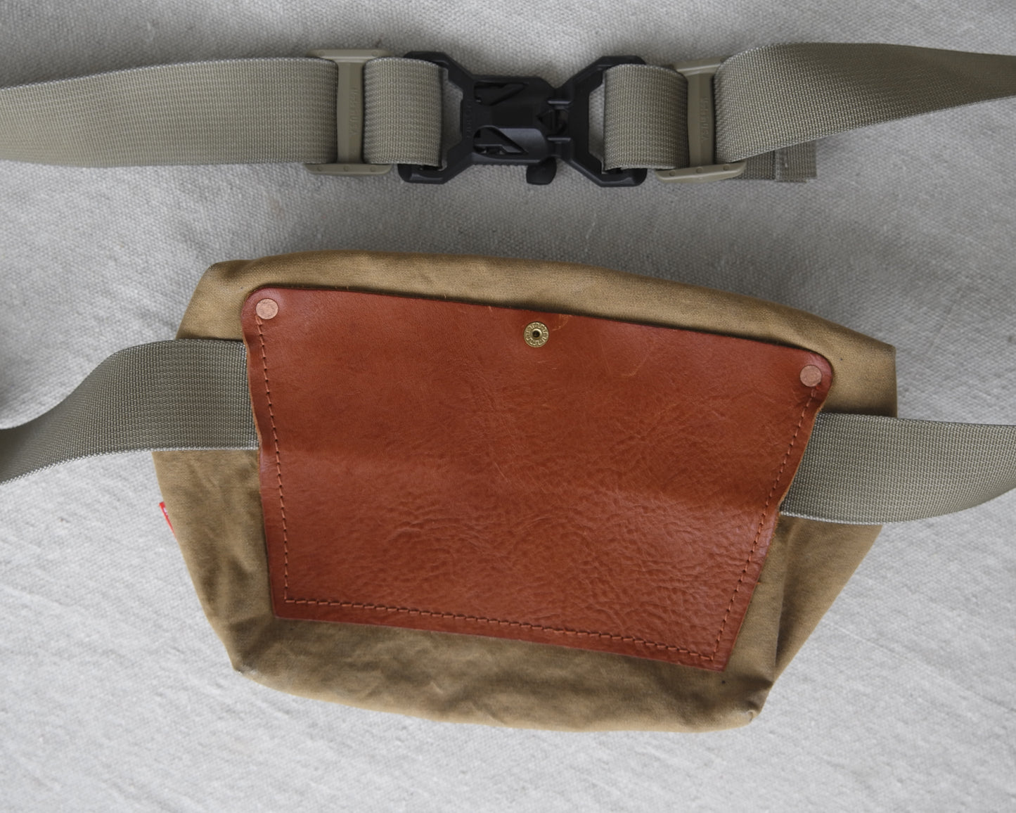 SECONDS Sling Pack