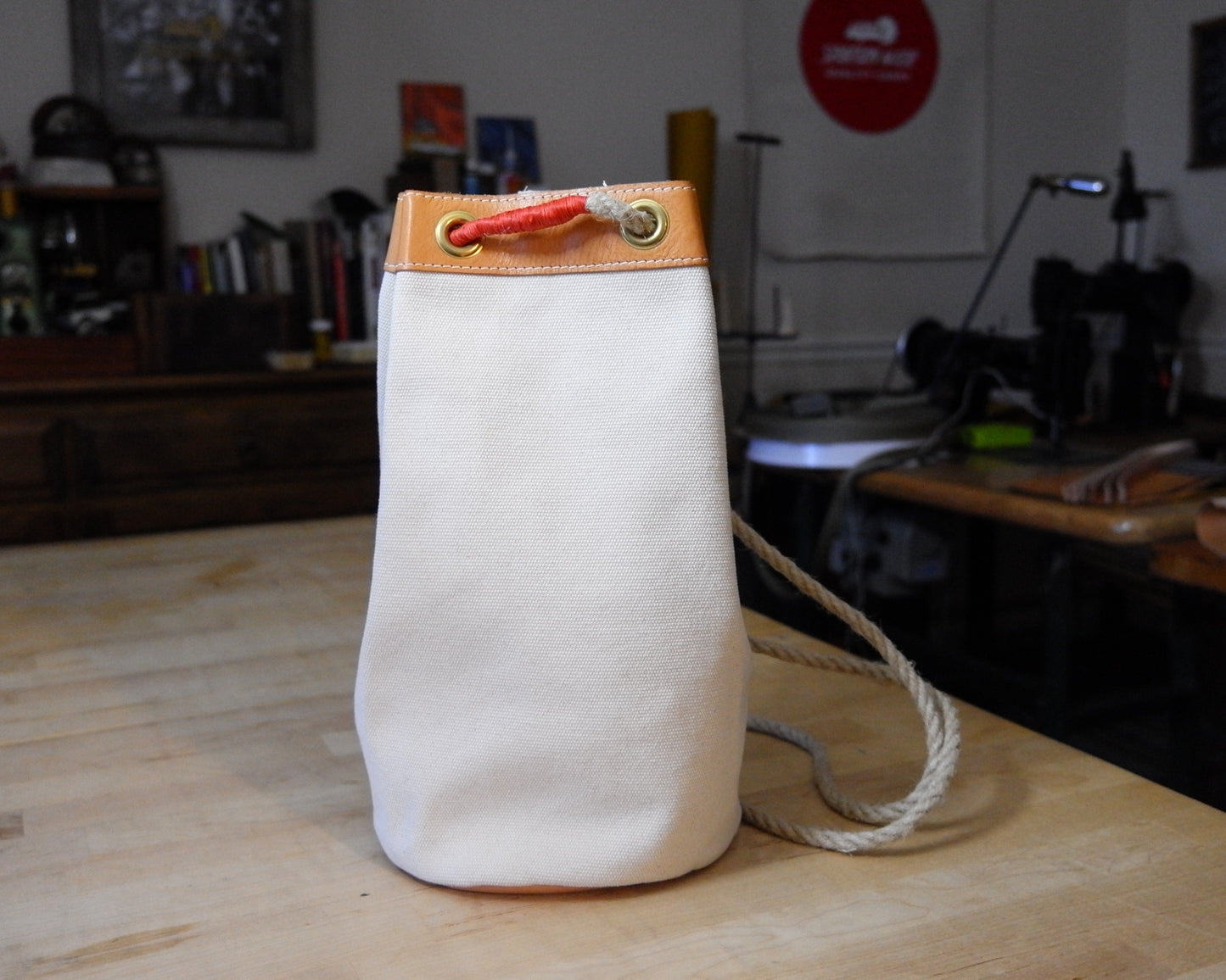 Bucket Bag in Hunter Natural Canvas