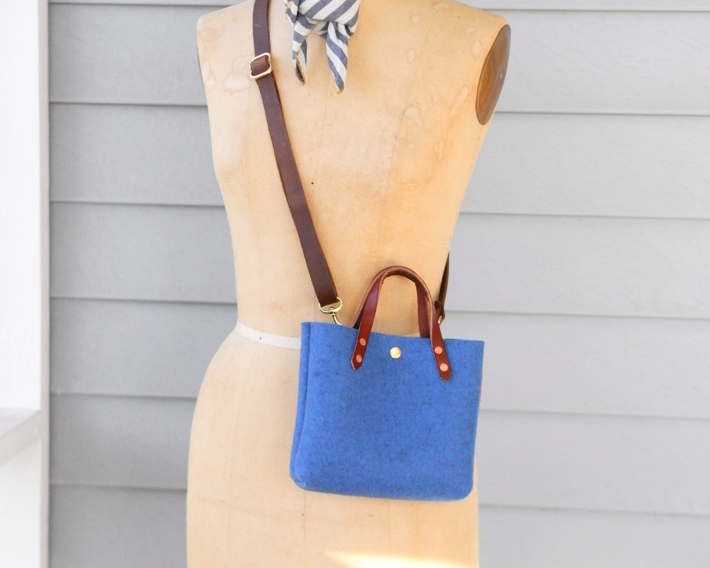 Mini Tote in Cobalt Felt