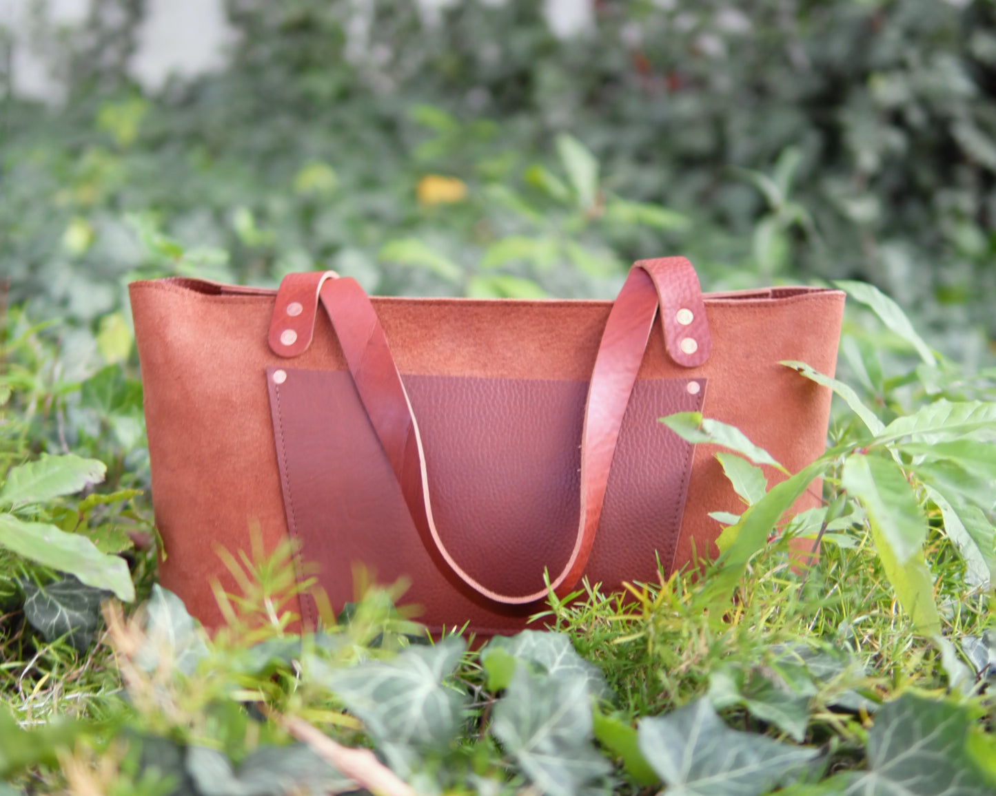 Market Tote in Waterproof Leather