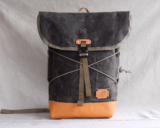 4-D Rucksack in Waxed Olive