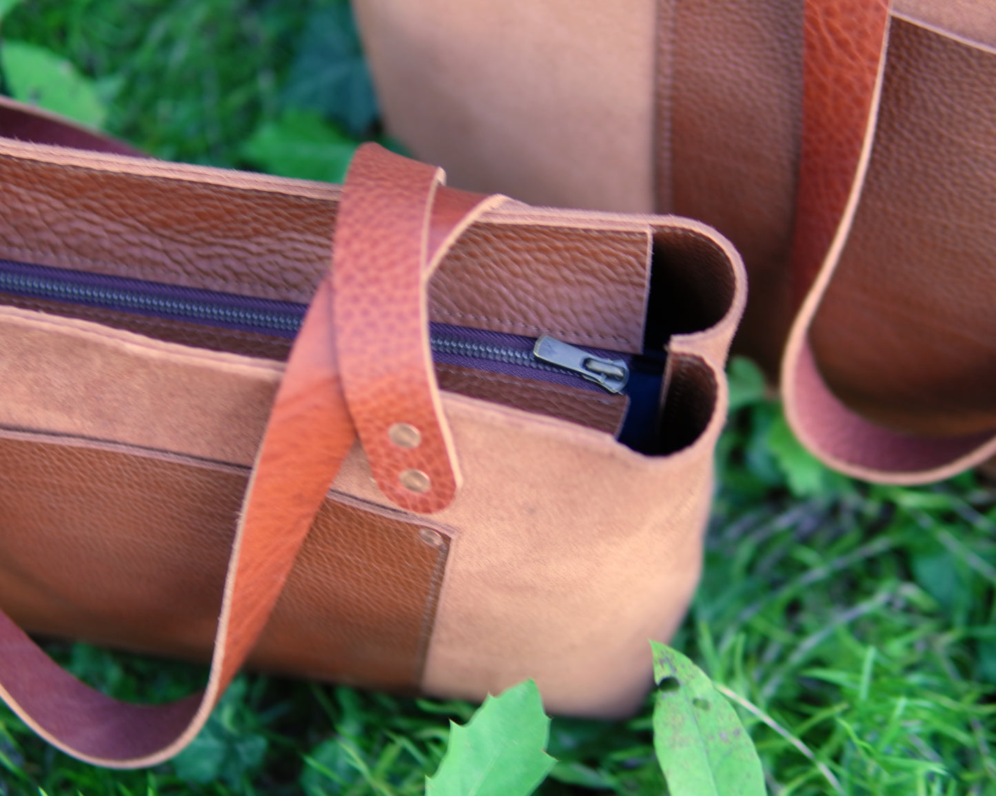 Market Tote in Waterproof Leather