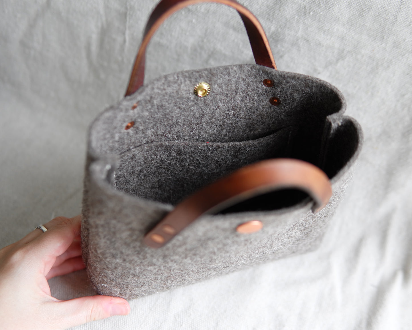 Mini Tote in Natural Felt