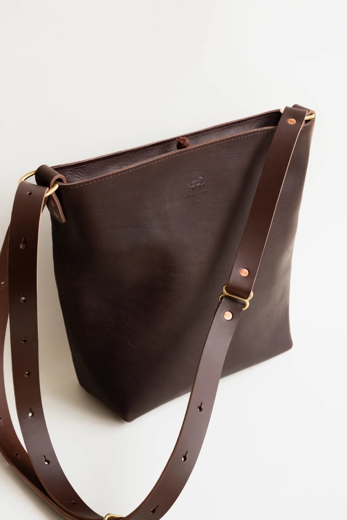 Station Tote in Mocha