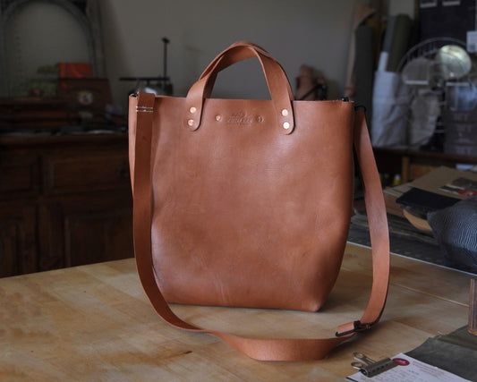 Station Tote - Caramel Crossbody