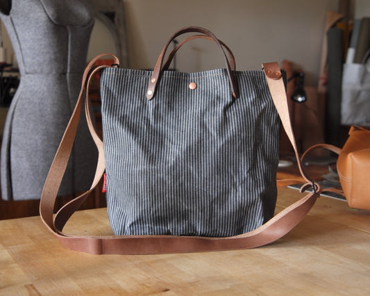 Station Tote in Railcar Waxed Canvas