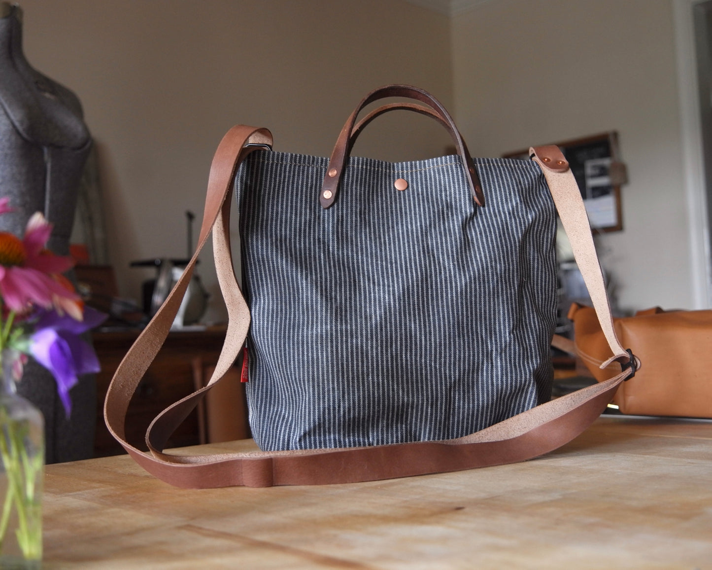 Station Tote in Railcar Waxed Canvas