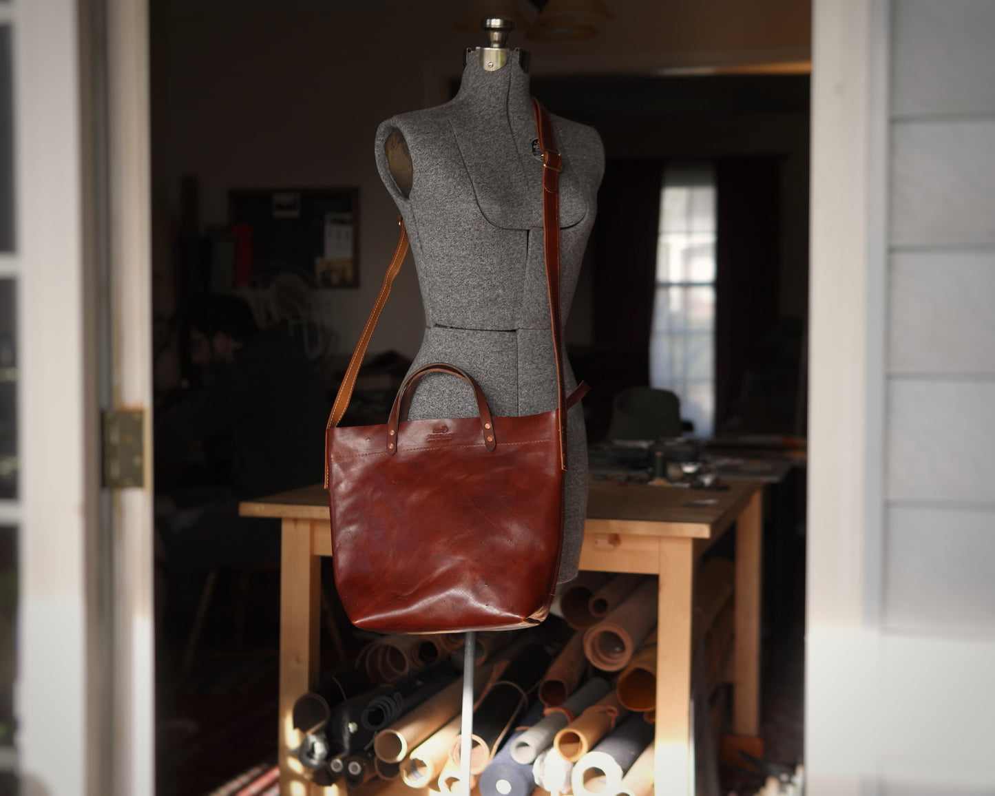 Station Tote - Etruscan Brown Crossbody