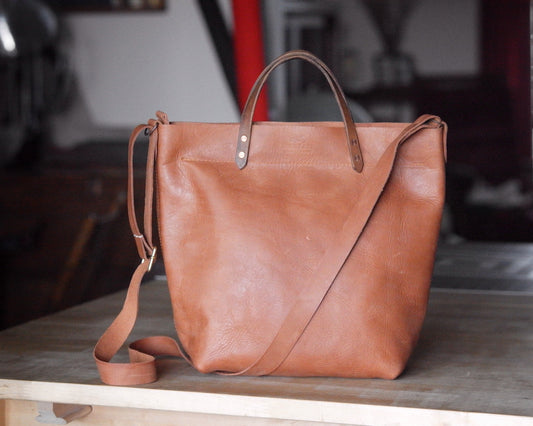 Station Tote - Caramel Crossbody