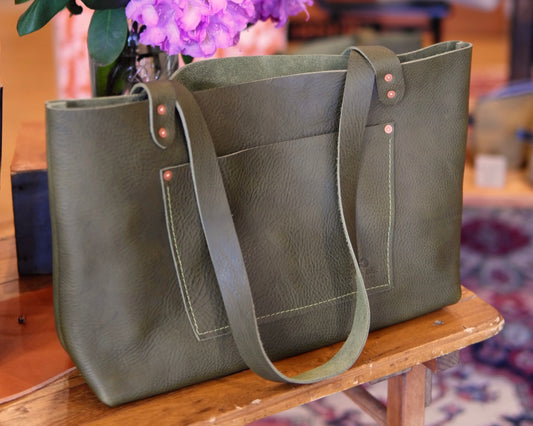 Leather Tote in Olive