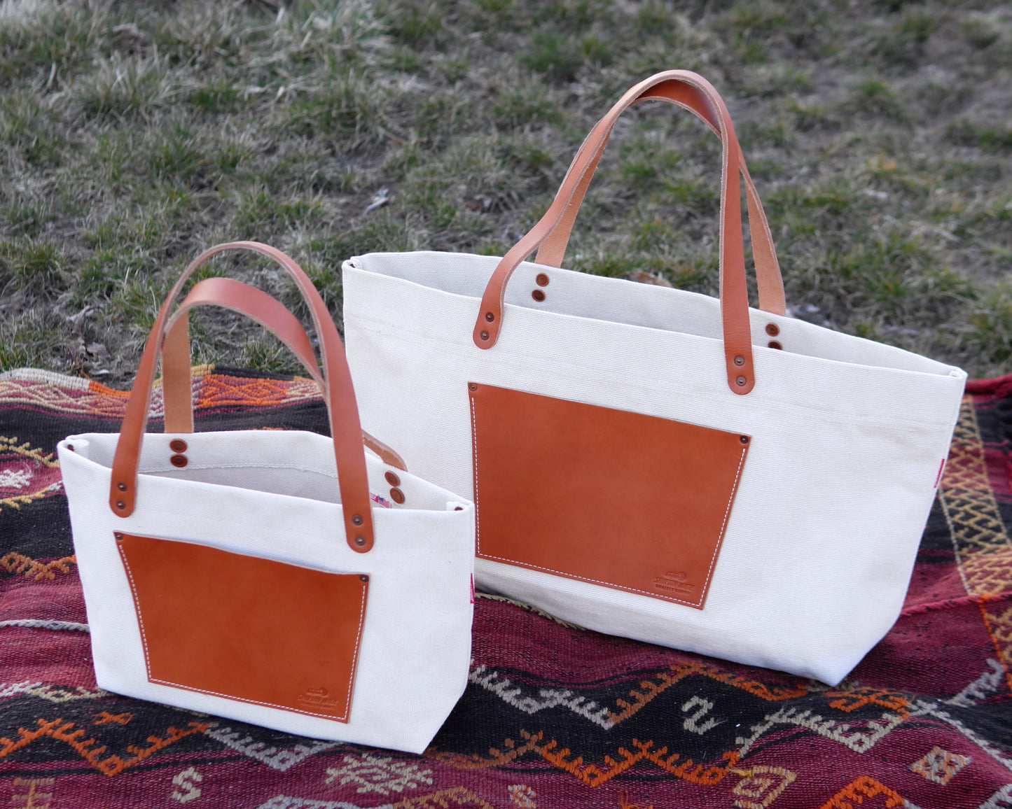 Market Tote with Zipper